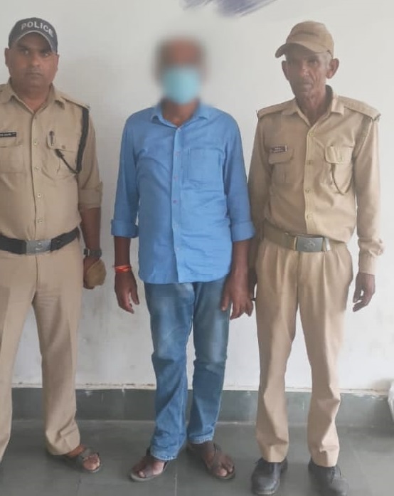 कंपनी के चालू खातो में हेराफेरी कर लाखो रूपये गबन करने वाला आरोपी को भगवानपुर पुलिस ने किया रूड़की से गिरफ्तार