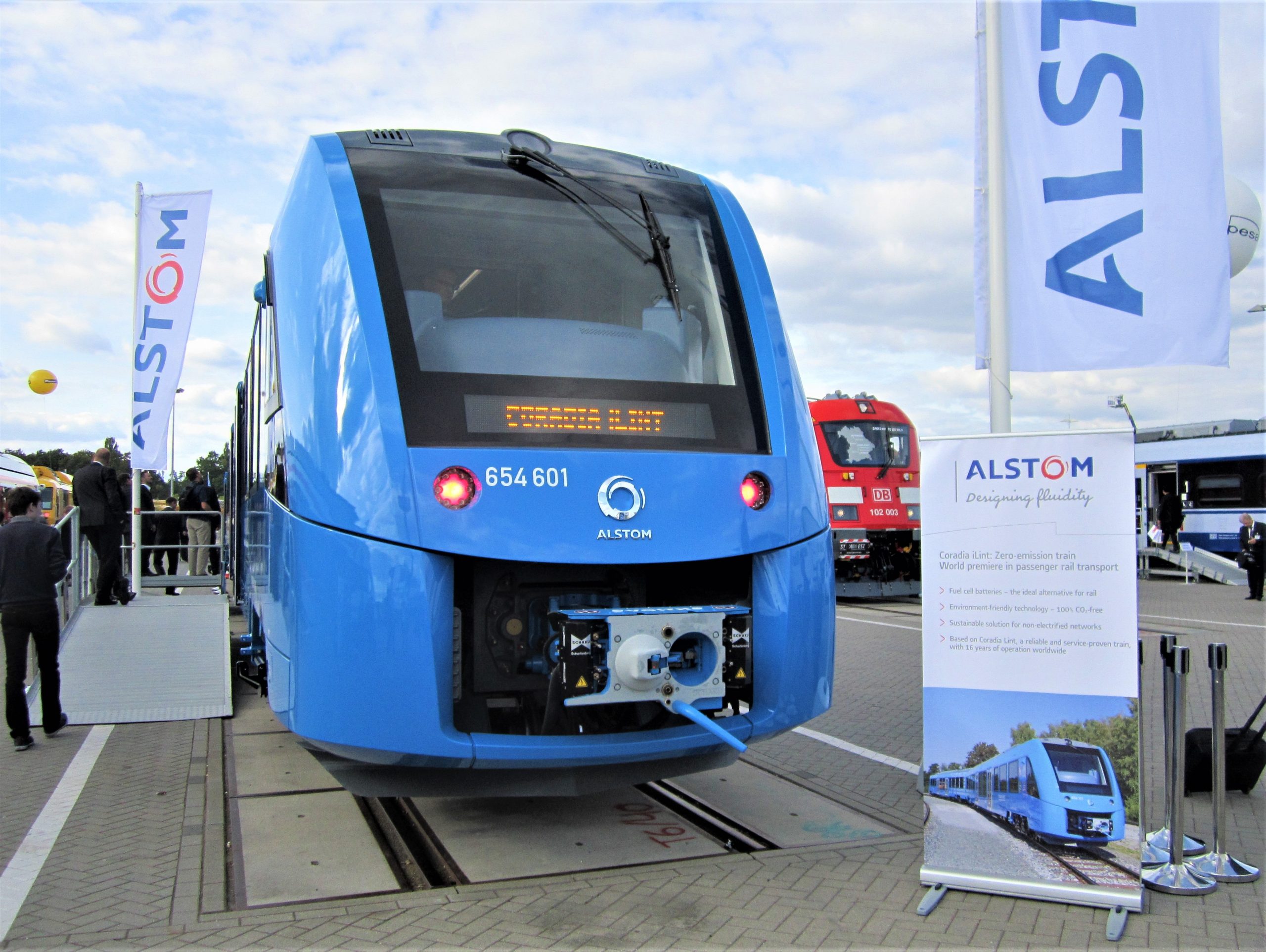 Germany news: हाइड्रोजन (Hydrogen) से चलने वाली दुनिया का पहला यात्री ट्रेन (train) नेटवर्क जर्मनी के राज्य लोअर सैक्सोनी में लॉन्च