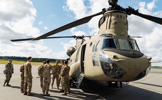 अमेरिकी सेना ने अपने सारे चिनूक हेलिकॉप्टरों (Chinook Choppers) की उड़ानों पर लगाई पाबंदी
