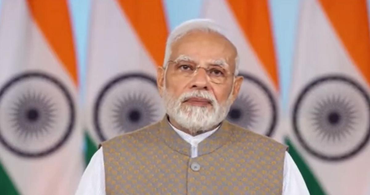 प्रधानमंत्री नरेंद्र मोदी ने गुजरात में की आयुष्मान कार्ड वितरण की शुरुआत