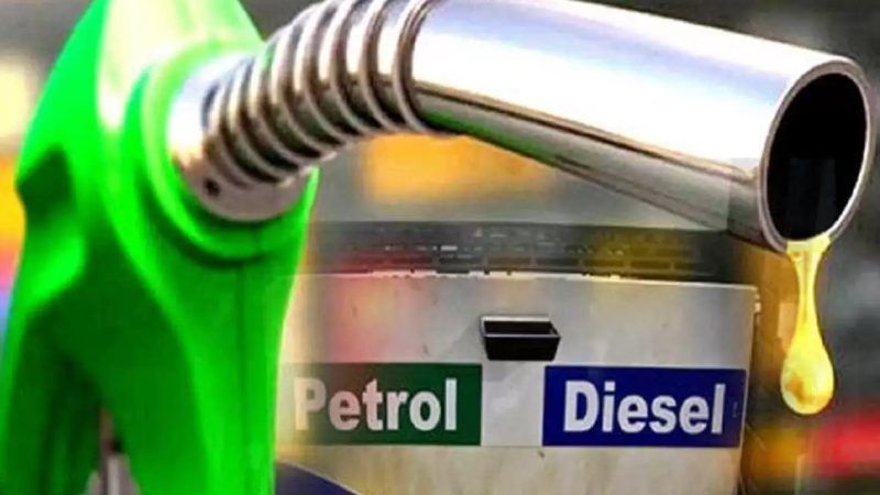 Petrol and diesel prices: त्योहारी सीजन के बाद हो सकती है पेट्रोल-डीजल के दामों में बढ़ोतरी