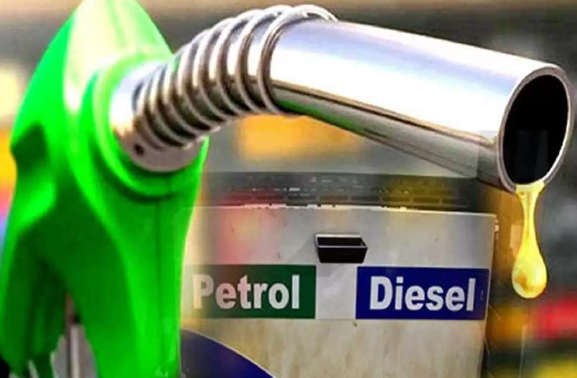 Petrol and diesel prices: त्योहारी सीजन के बाद हो सकती है पेट्रोल-डीजल के दामों में बढ़ोतरी