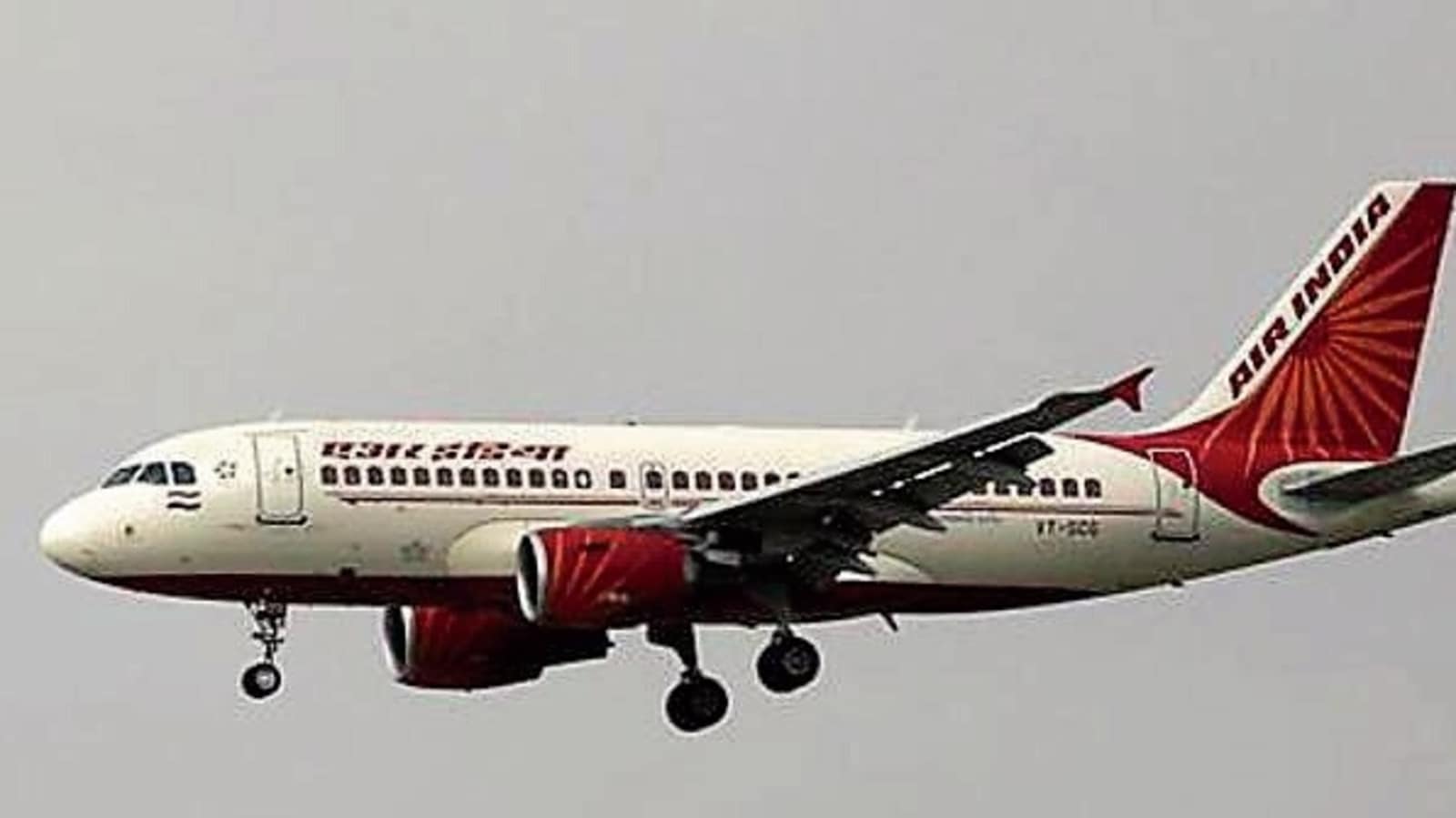 डीजीसीए ने एयर इंडिया पर किया 10 लाख रुपए का जुर्माना