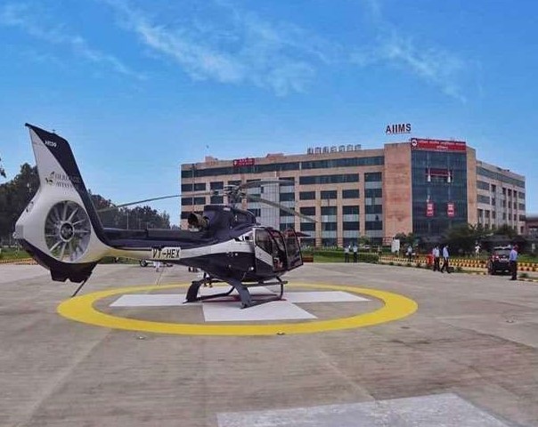 ऋषिकेश एम्स में प्रदेश की पहली हेली एंबुलेंस सेवा का पायलट प्रोजेक्ट 18 अप्रैल को हो सकता है शुरु