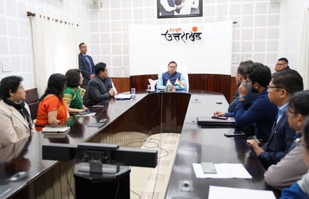 Uttarakhan News: सीएम धामी की अध्यक्षता में आगामी चारधाम यात्रा के दृष्टिगत 50 हेल्थ ए.टी.एम. को गढ़वाल मण्डल के चिन्हित चिकित्सा इकाईयों में हस्ताक्षरित किया गया