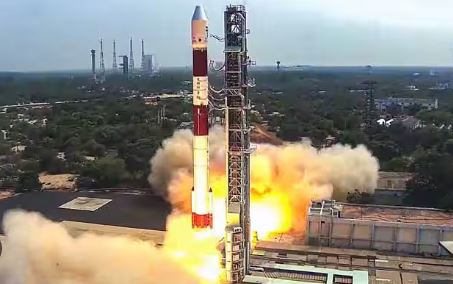 भारतीय अंतरिक्ष अनुसंधान संगठन ने सैटेलाइट पीएसएलवी-सी55 को किया लॉन्च