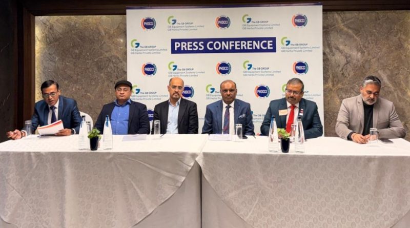 उत्तराखंड की अर्थव्यवस्था को नई उड़ान: विनीत कुमार गुप्ता बने PHDCCI चेयरमैन; ‘यूकाइटेक्स-2025’ ट्रेड एक्सपो की घोषणा, परेड ग्राउंड बनेगा औद्योगिक शक्ति का केंद्र