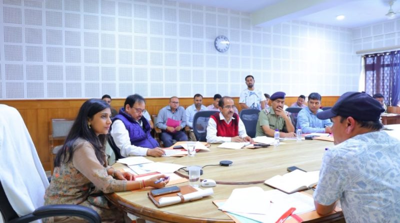 पौड़ी में सजेगा ‘खेल महाकुंभ’ का मंच: डीएम स्वाति एस. भदौरिया ने की तैयारियों की समीक्षा, तीन चरणों में हुनर दिखाएंगे युवा